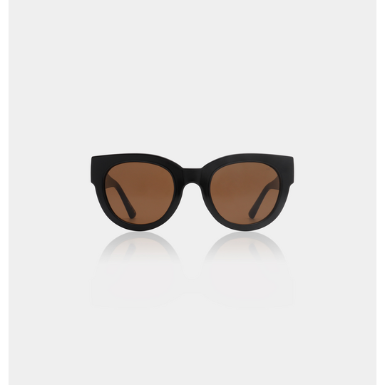 Lilly, Black