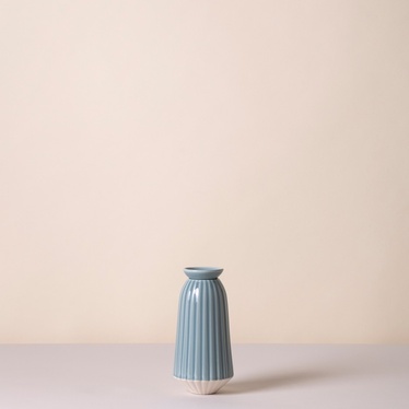 Cove Misty Blue, kastelija