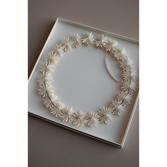 Paper flake wreath - Image 3